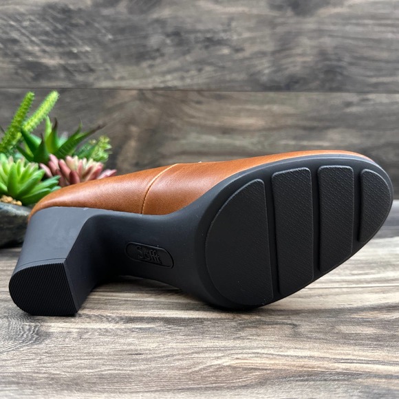 NIB Sofft Nasia 9M 40.5 Leather Classic Pumps Comfort Block Heels Cork Brown - Picture 8 of 11